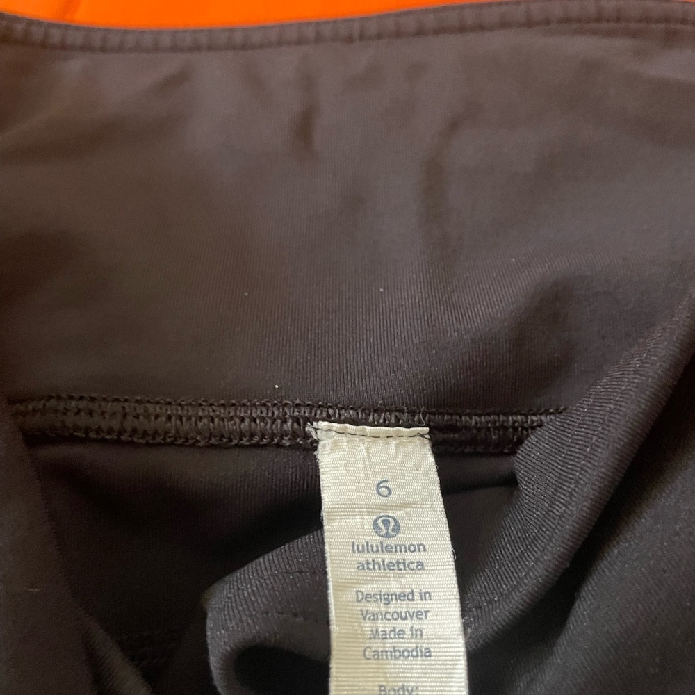 Lululemon Leggings Womens 6 Black Mid Rise Capri Activewear Gym & Running - Picture 5 of 5